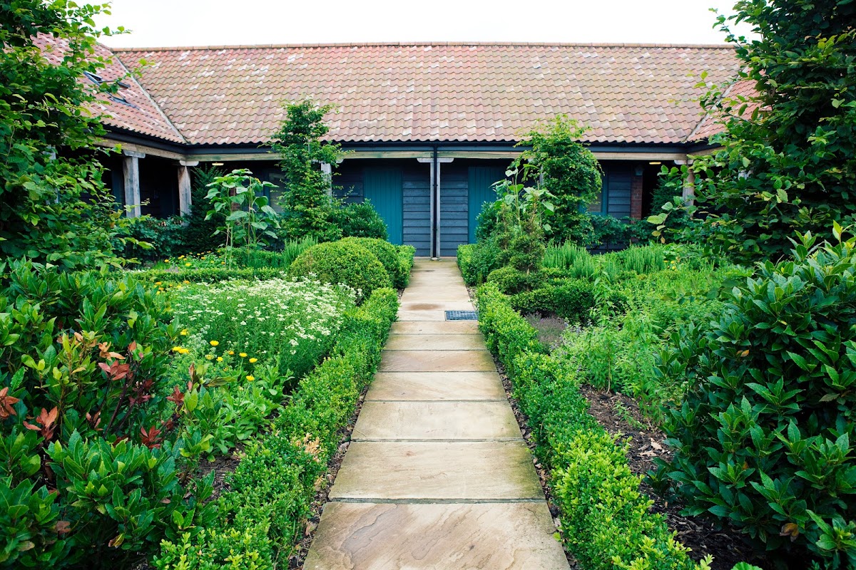 Titchwell Manor — interior and exterior view 6