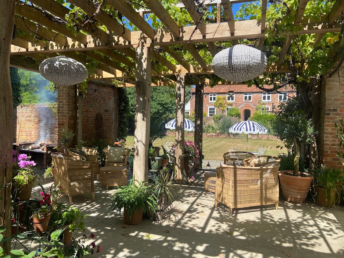 Updown Farmhouse — interior and exterior view 3