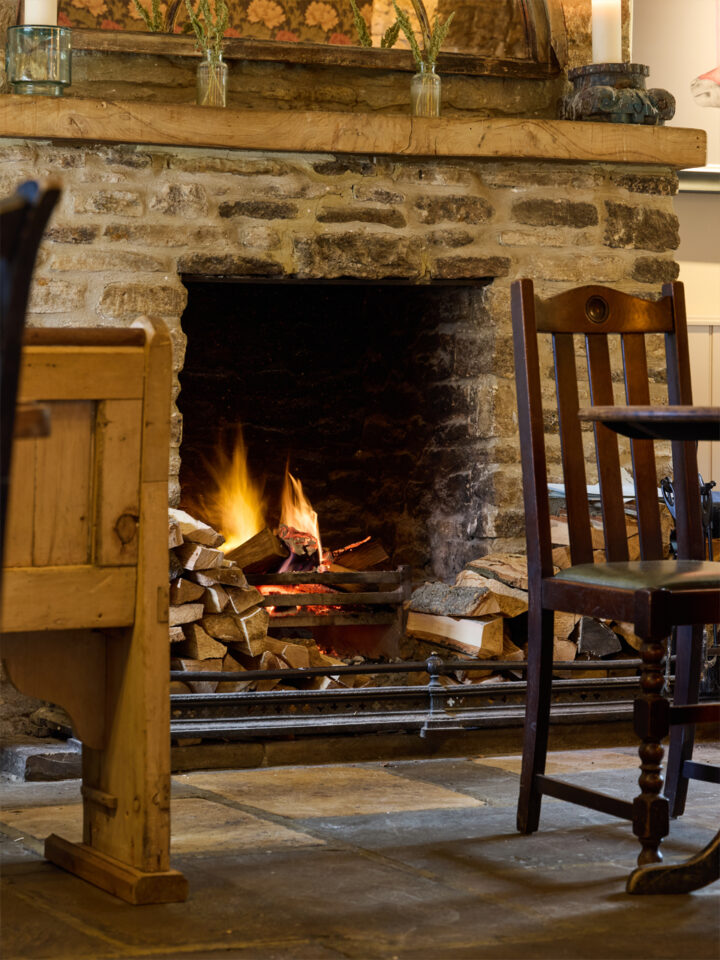 The Plough at Kelmscott — interior and exterior view 11