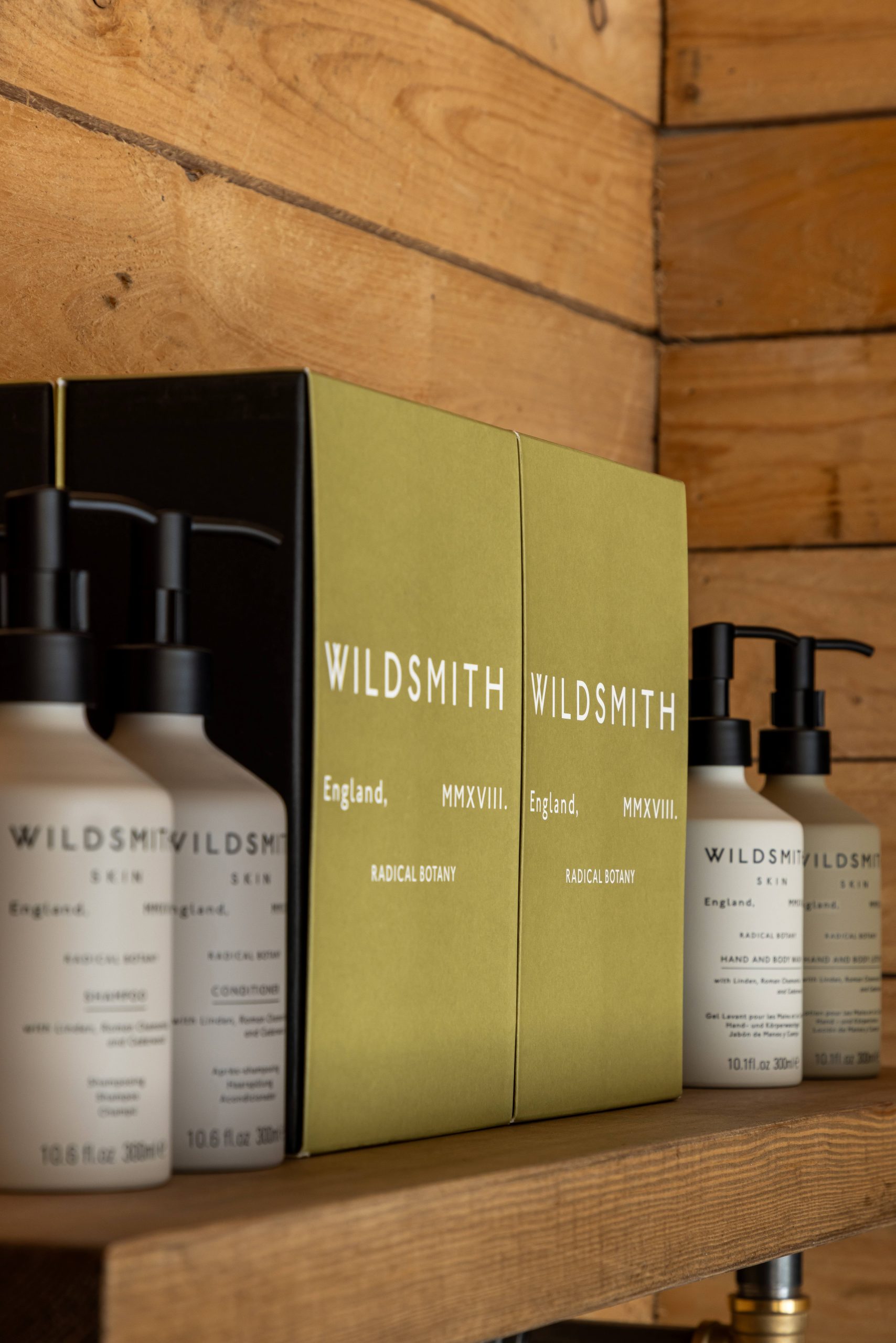 Louma Country Hotel — interior and exterior view 22