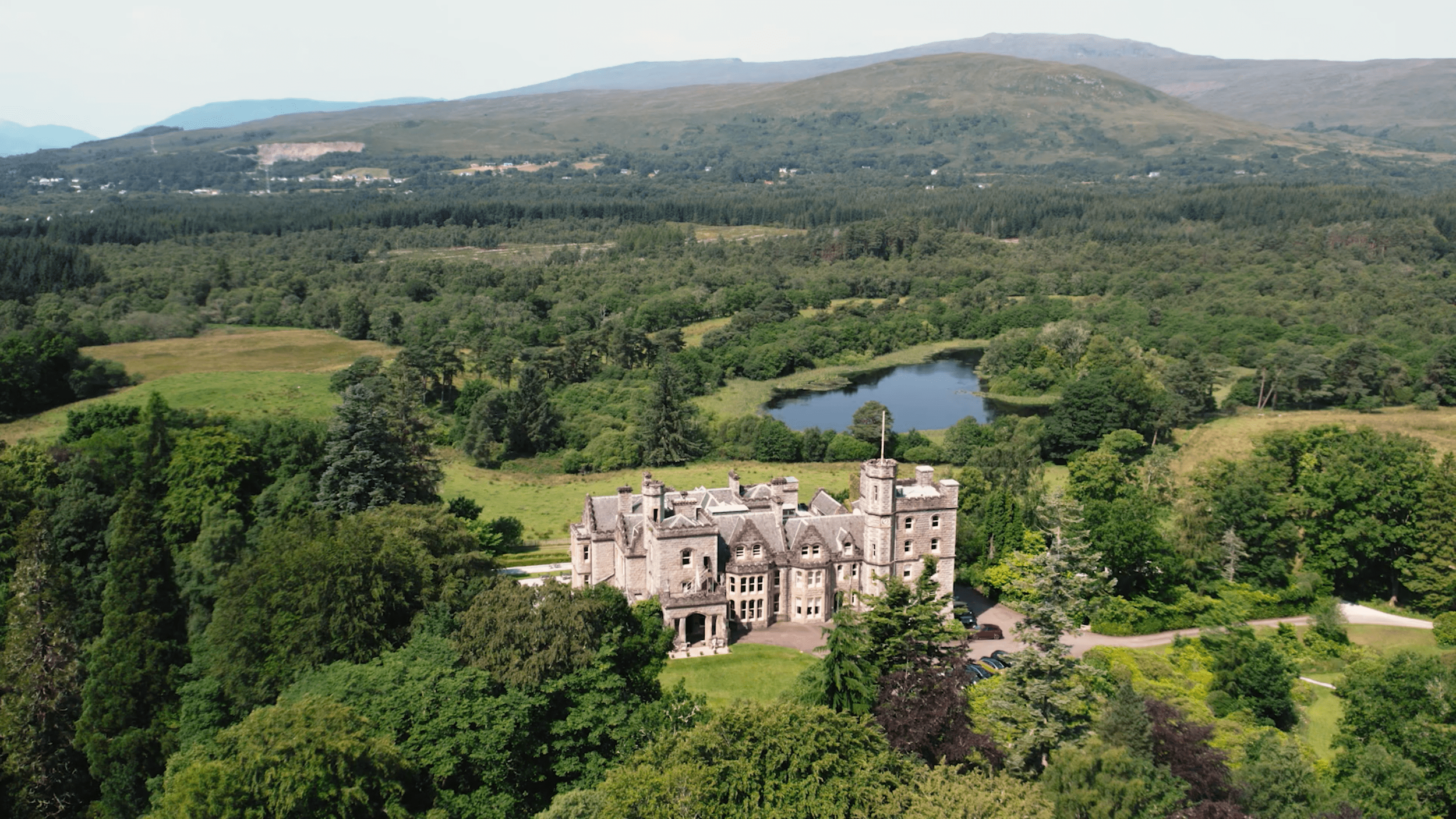 Inverlochy Castle Hotel — interior and exterior view 7