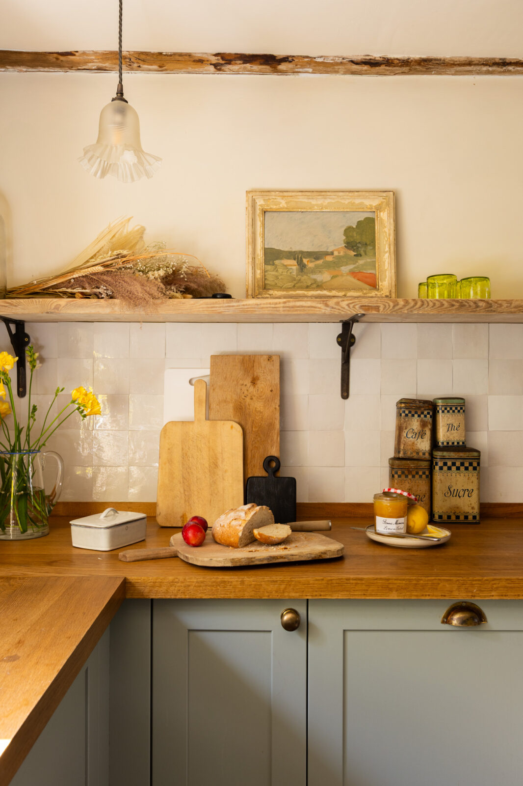 Mollie's Cottage — interior and exterior view 65