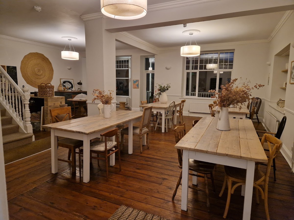 Primrose House St. Ives — interior and exterior view 5