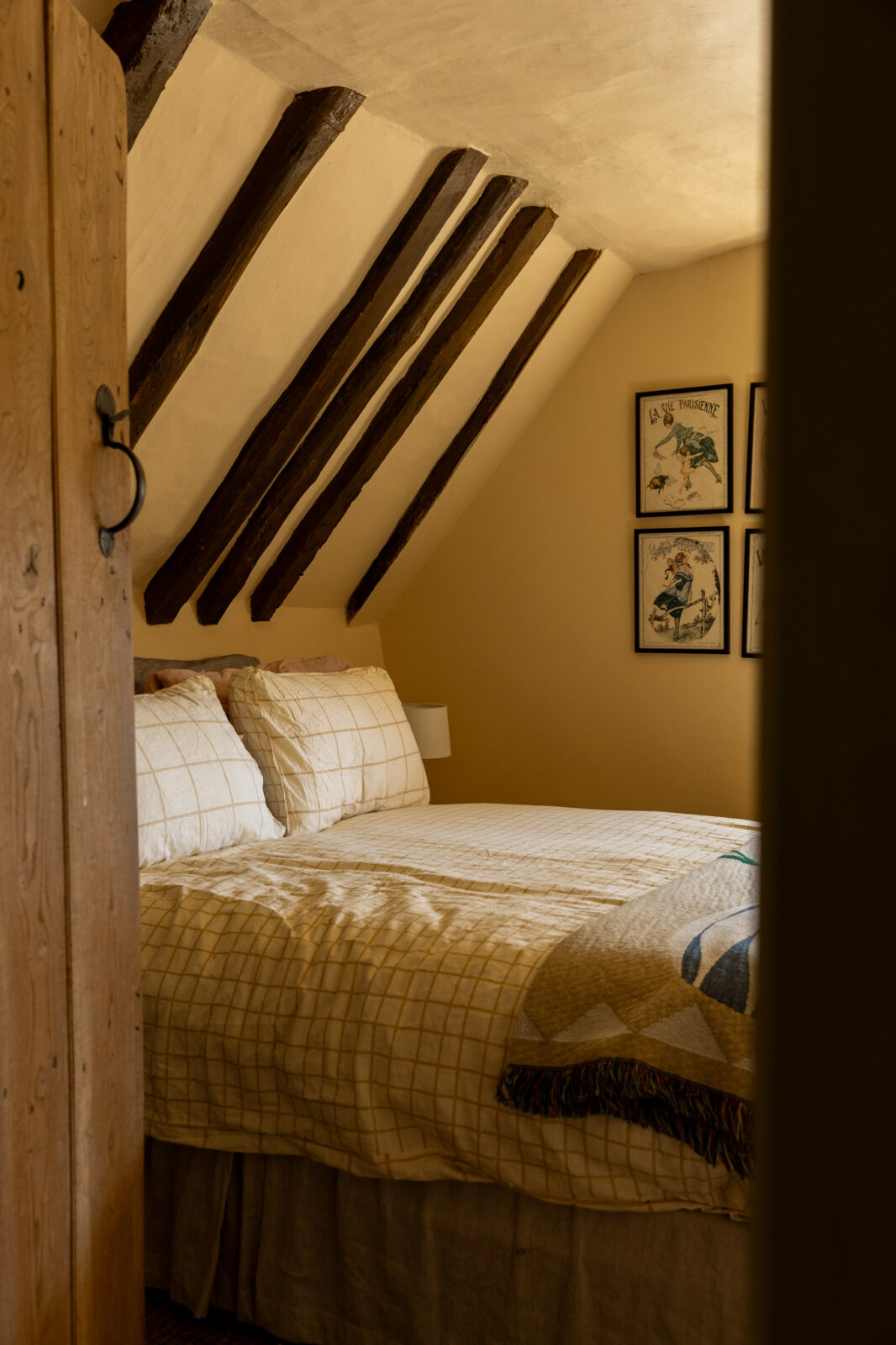 Mollie's Cottage — interior and exterior view 53