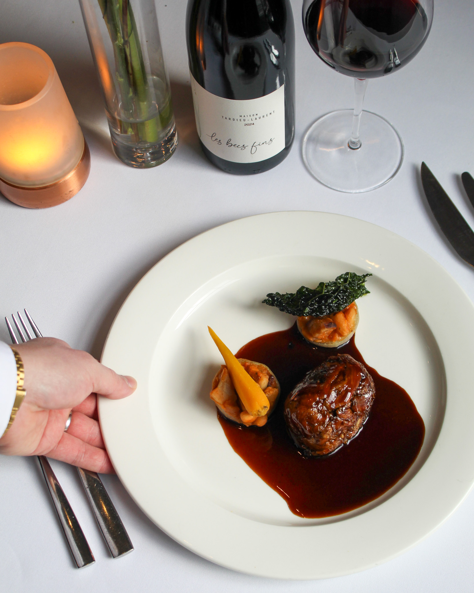 Ness Walk — interior and exterior view 35