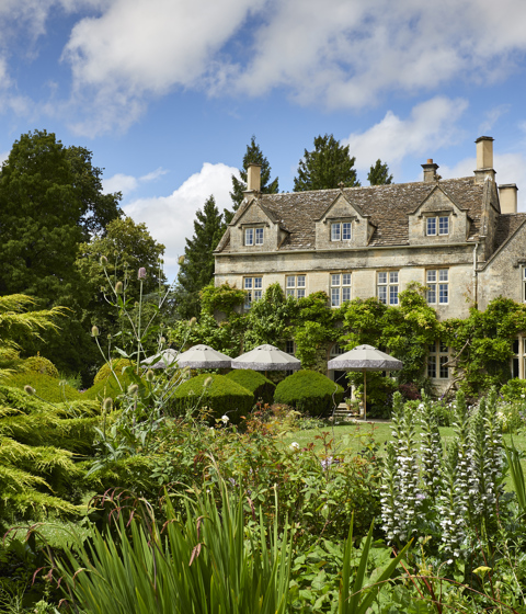 The Pig in the Cotswolds — interior and exterior view 7