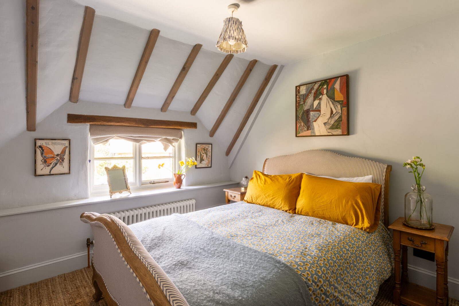 Mollie's Cottage — interior and exterior view 35