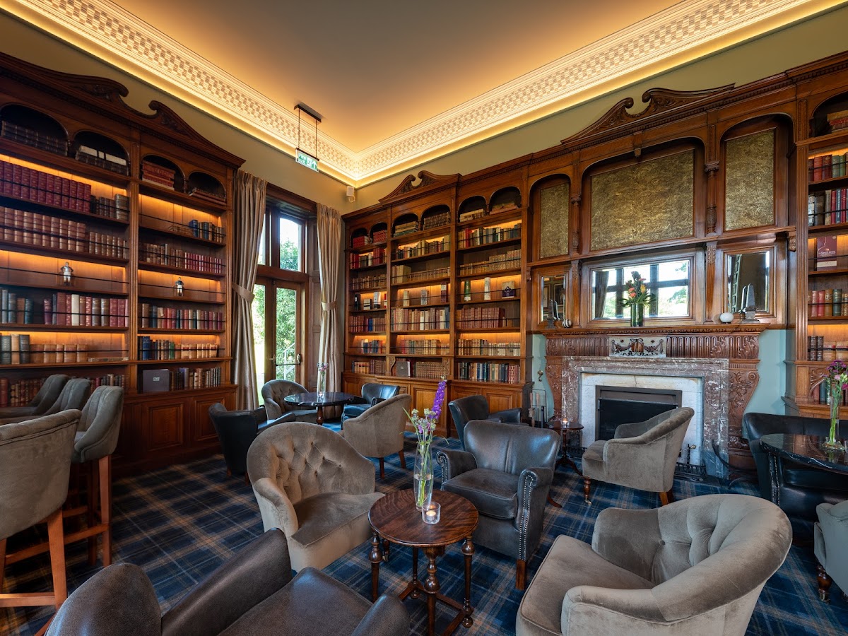 Schloss Roxburghe — interior and exterior view 6