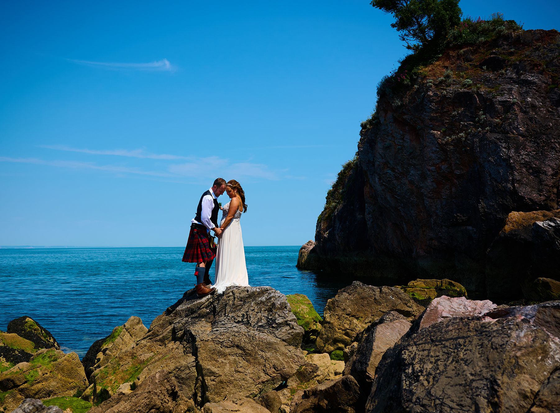 Cary Arms & Spa — interior and exterior view 12