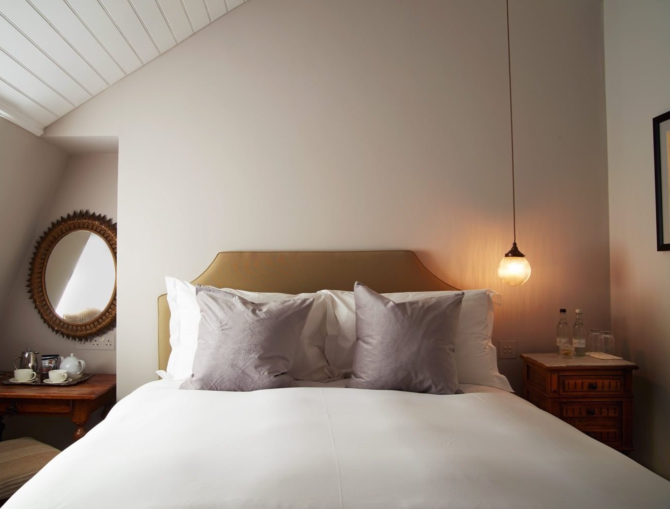 Albion House — interior and exterior view 10