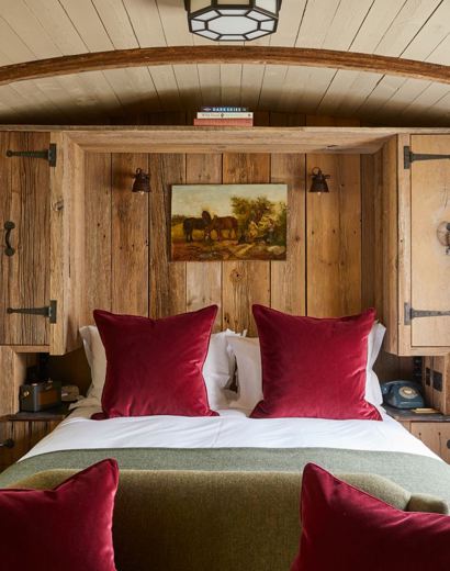 The Pig in the South Downs — interior and exterior view 28