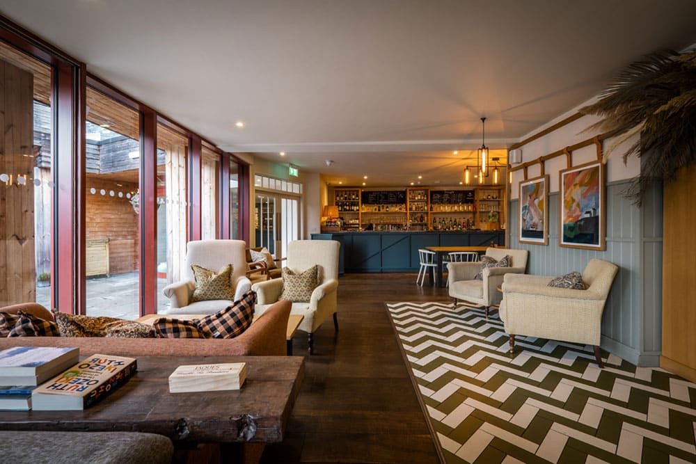 Another Place, The Lake — interior and exterior view 26