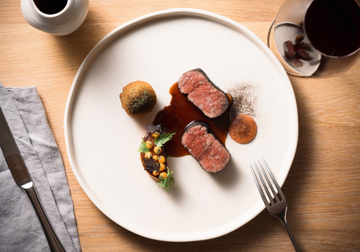 The Scarlet — interior and exterior view 9