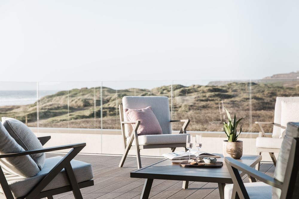 Gaia — interior and exterior view 13