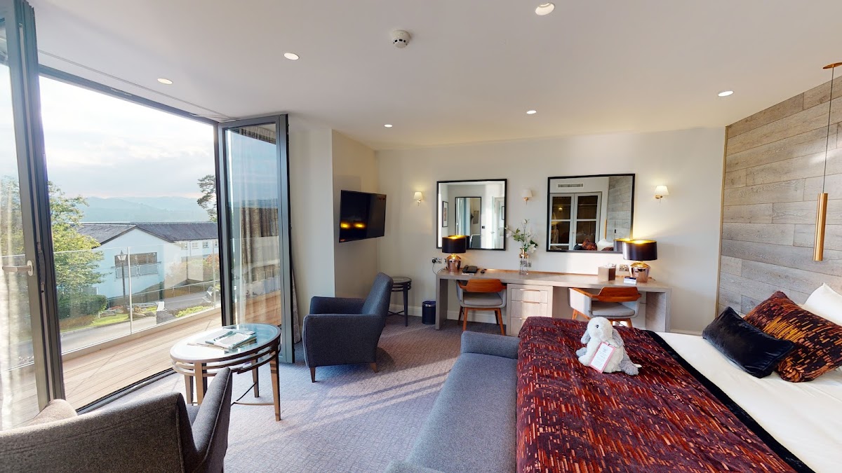 Low Wood Bay Resort & Spa — interior and exterior view 2