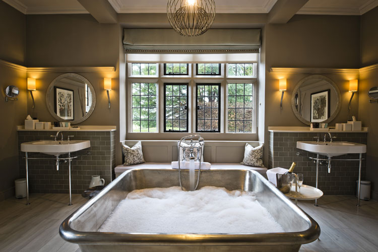 Foxhill Manor — interior and exterior view 8