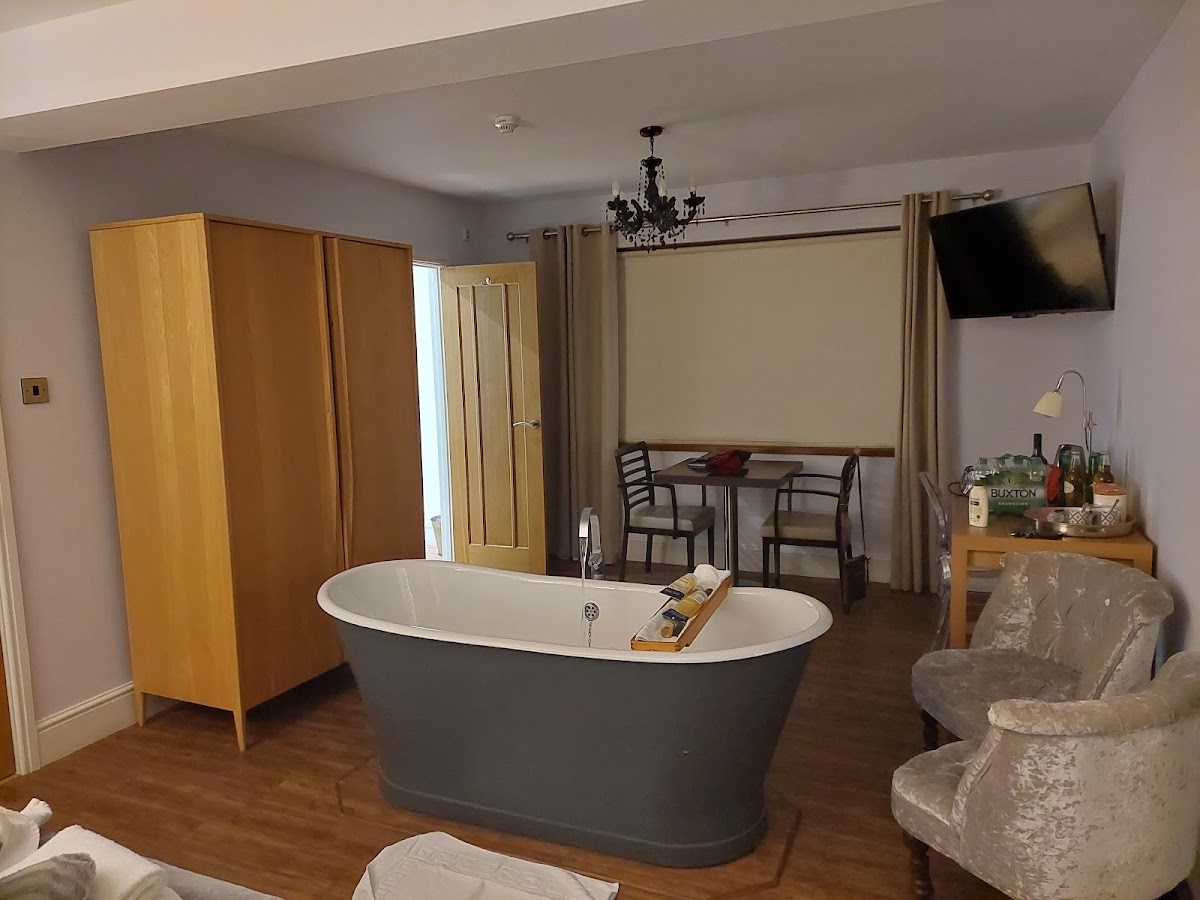 The New Gower Hotel — interior and exterior view 3