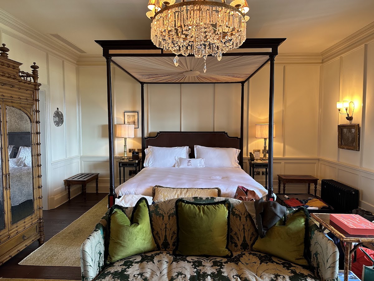 Estelle Manor — interior and exterior view 2