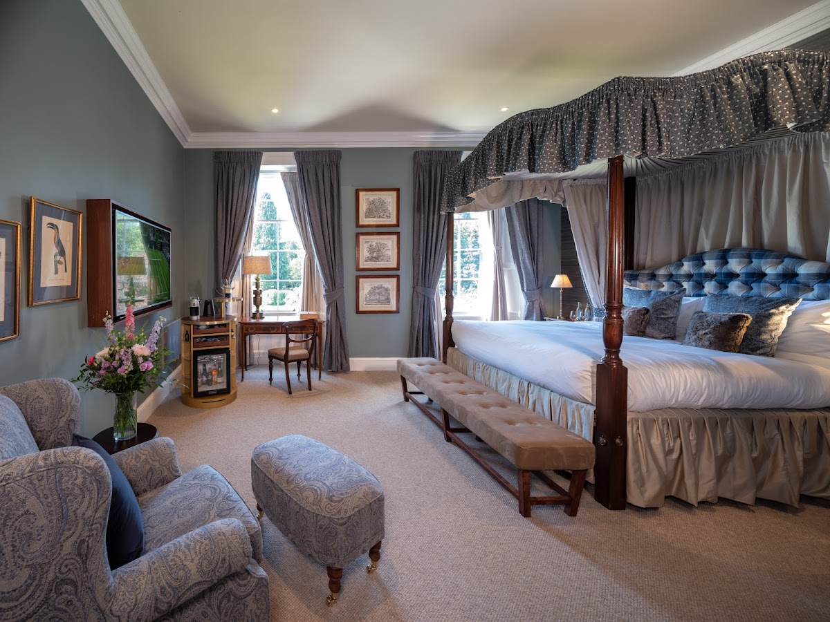 Schloss Roxburghe — interior and exterior view 5