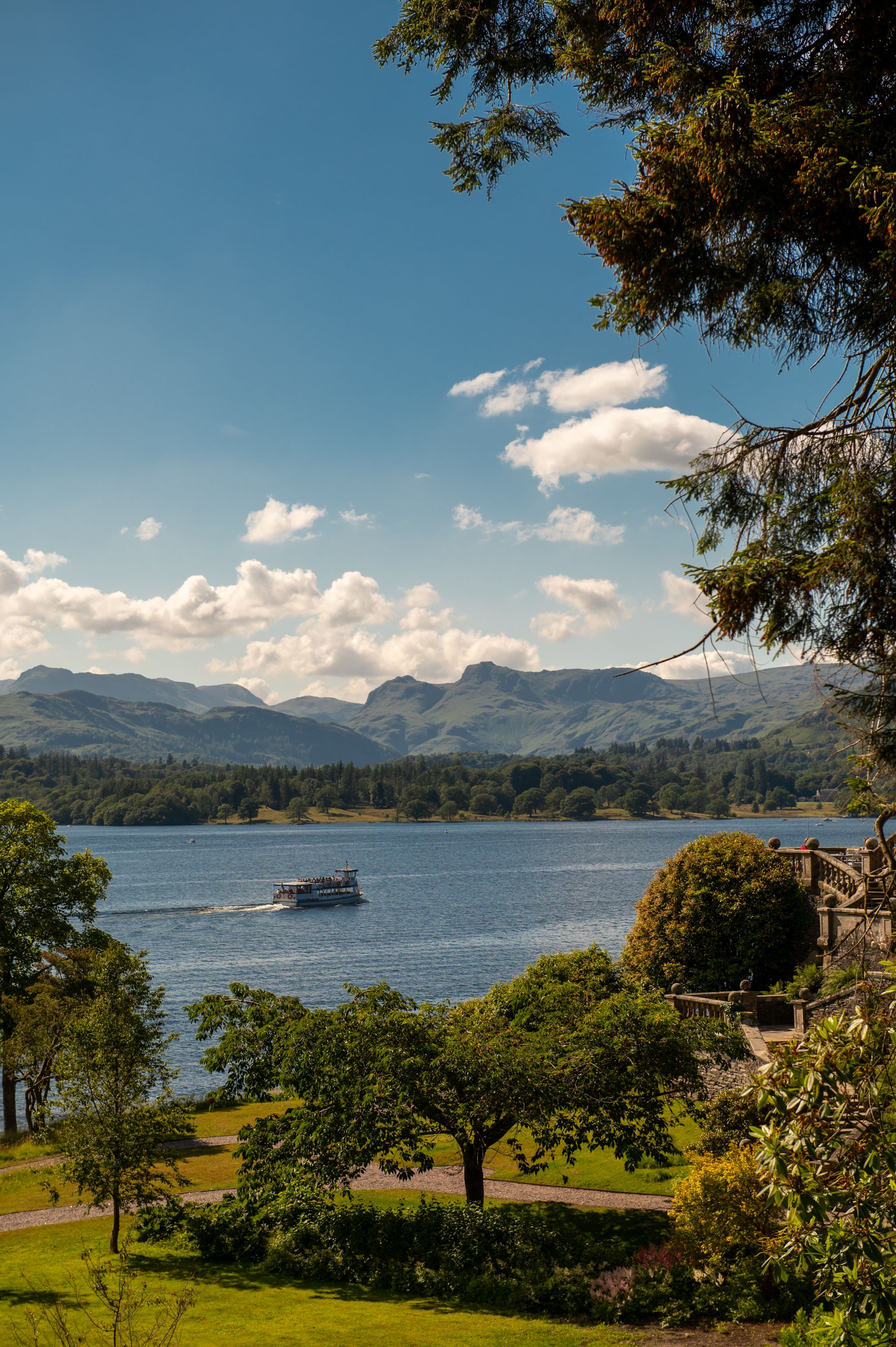 Langdale Chase — interior and exterior view 37