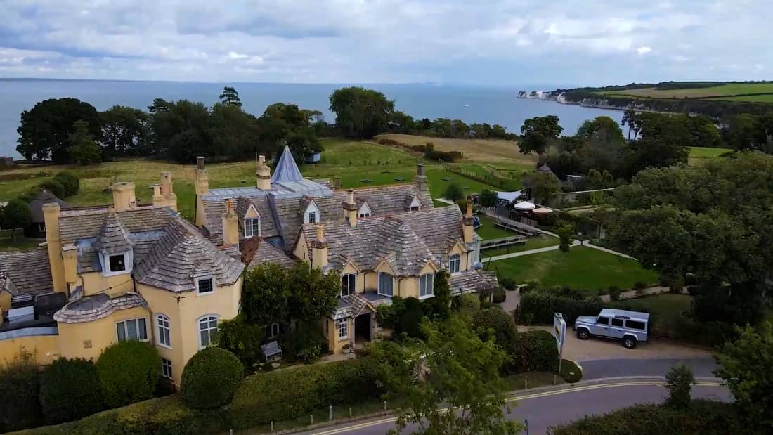 The Pig on the Beach — interior and exterior view 8