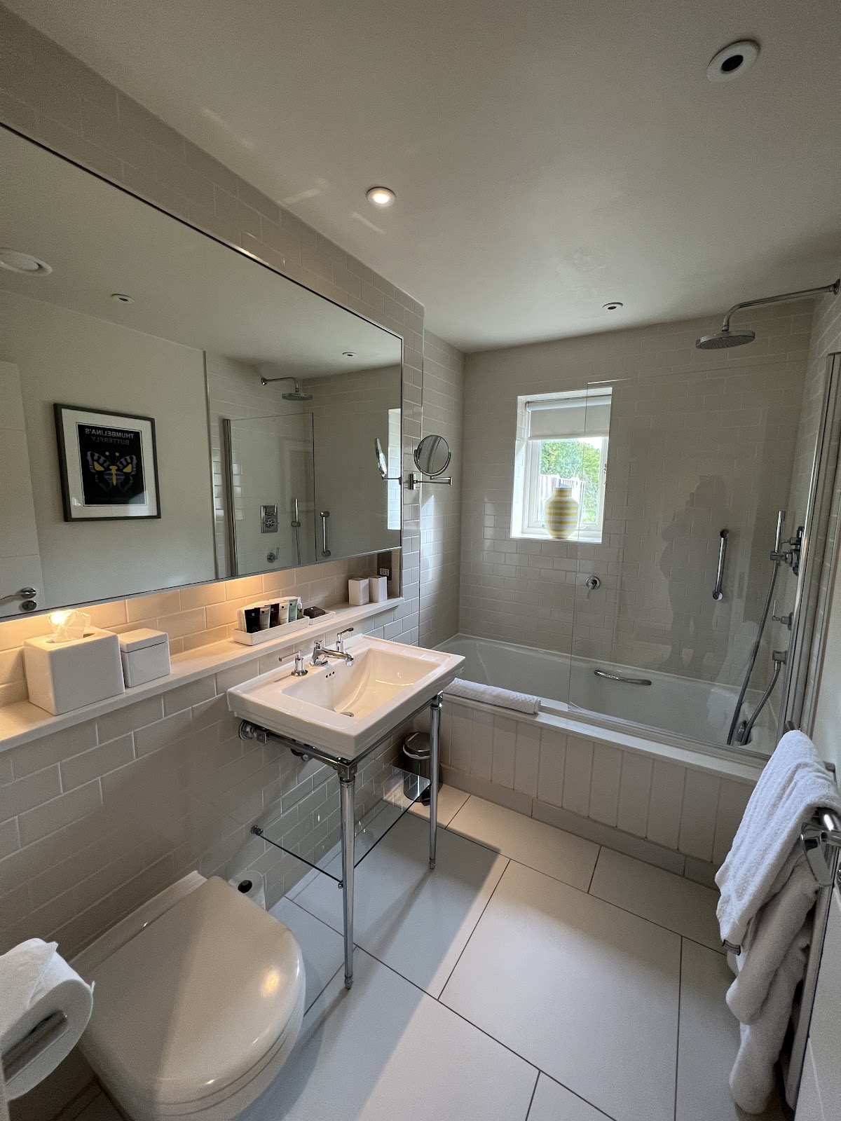 Dormy House Hotel — interior and exterior view 3