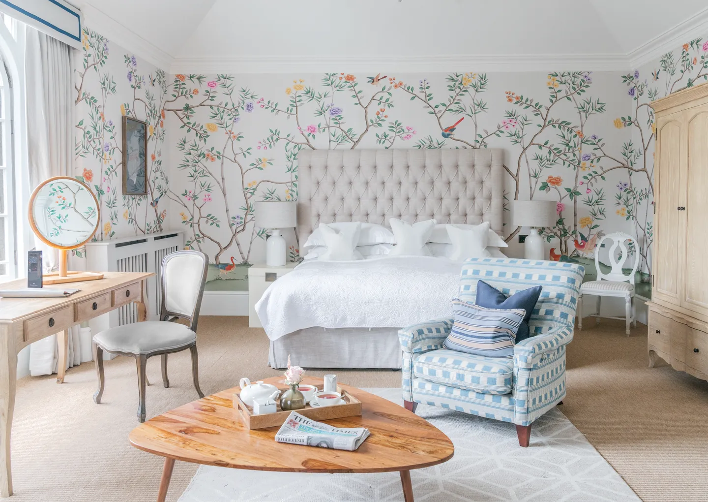 Penally Abbey Hotel & Restaurant — interior and exterior view 14