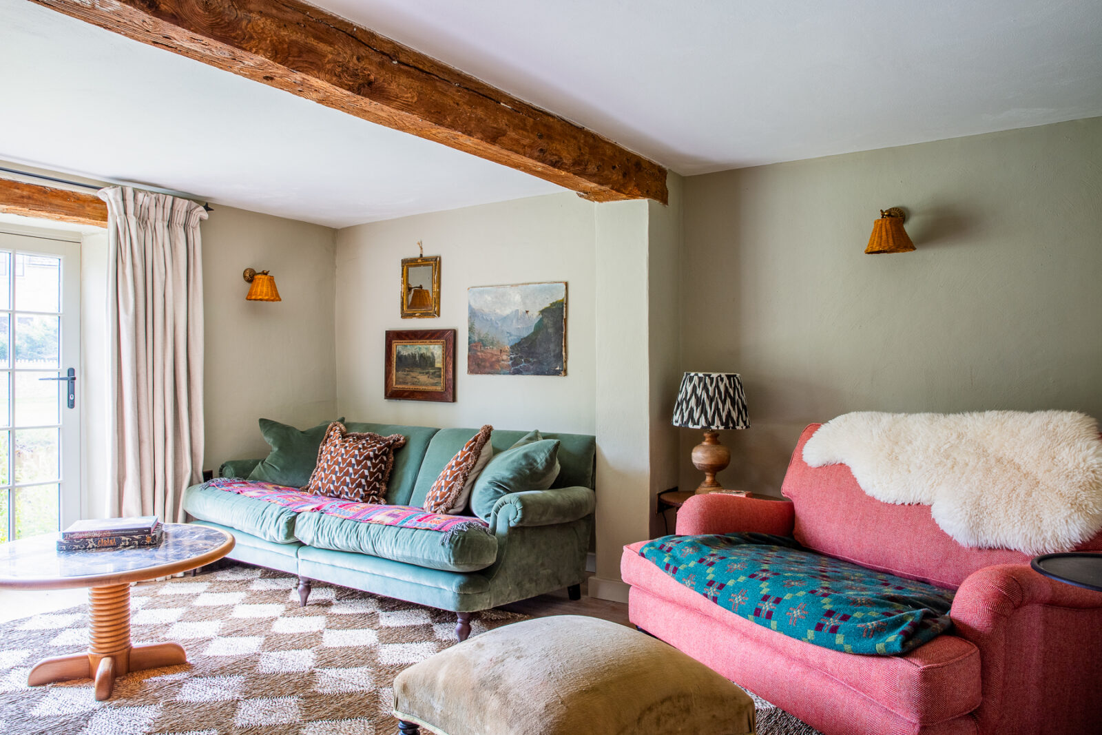 Todthatch — interior and exterior view 14