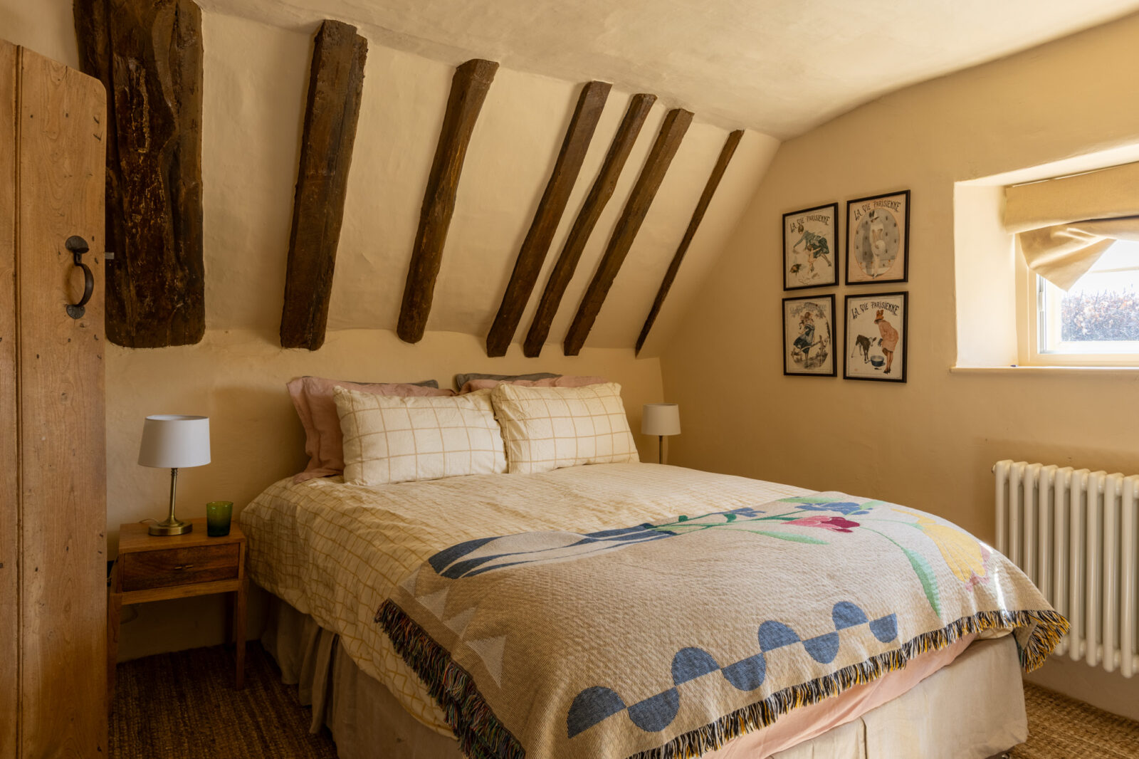 Mollie's Cottage — interior and exterior view 42