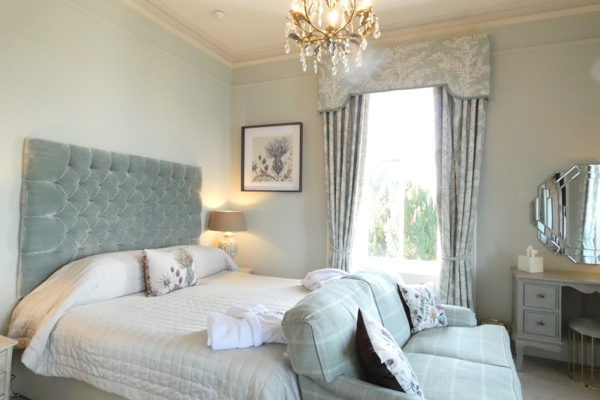 Dungallan Country House — interior and exterior view 5