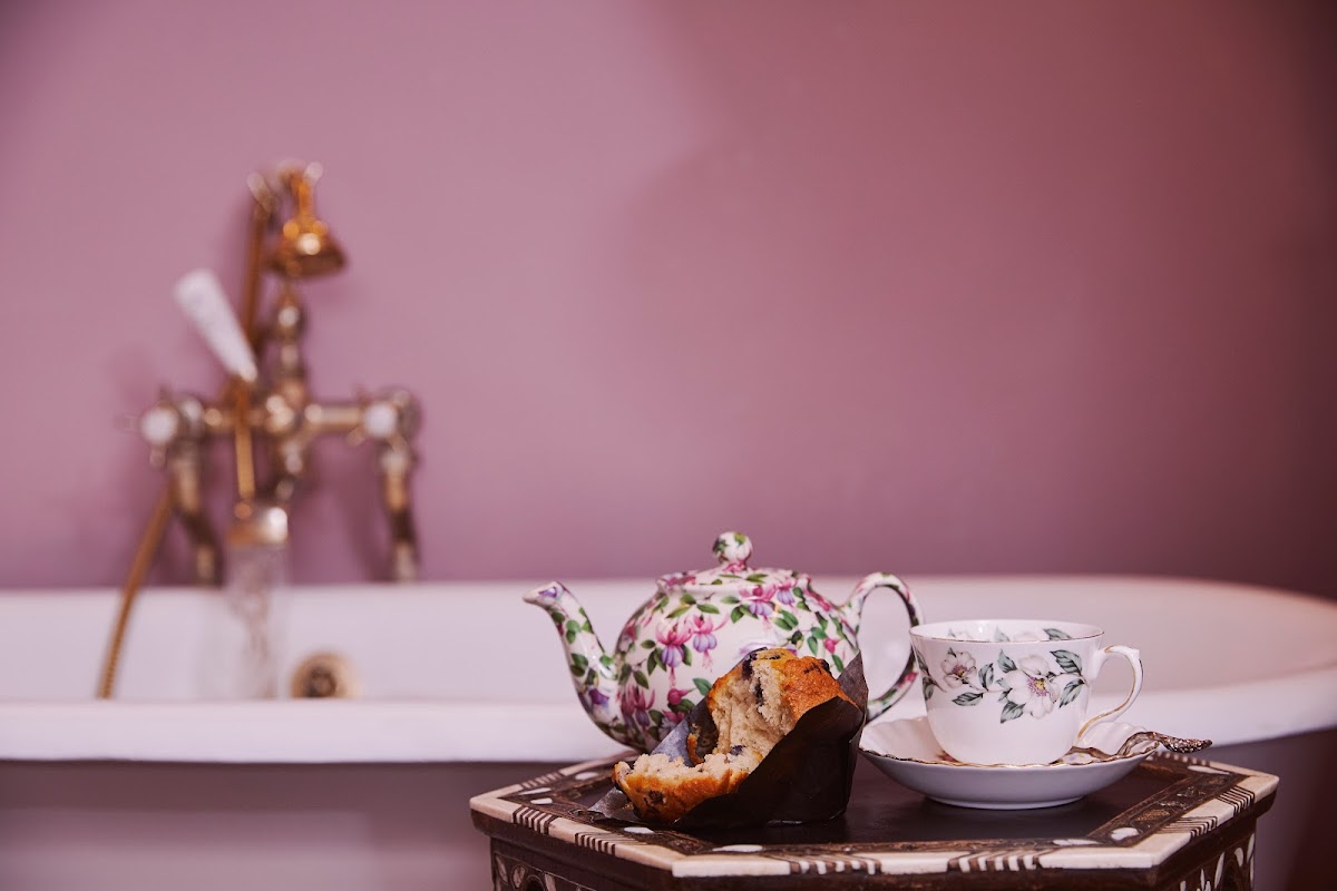 The Portobello Hotel — interior and exterior view 3