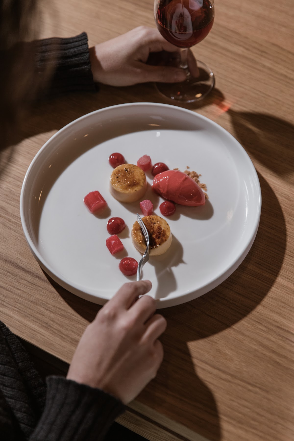 Fowlescombe Farm — interior and exterior view 4