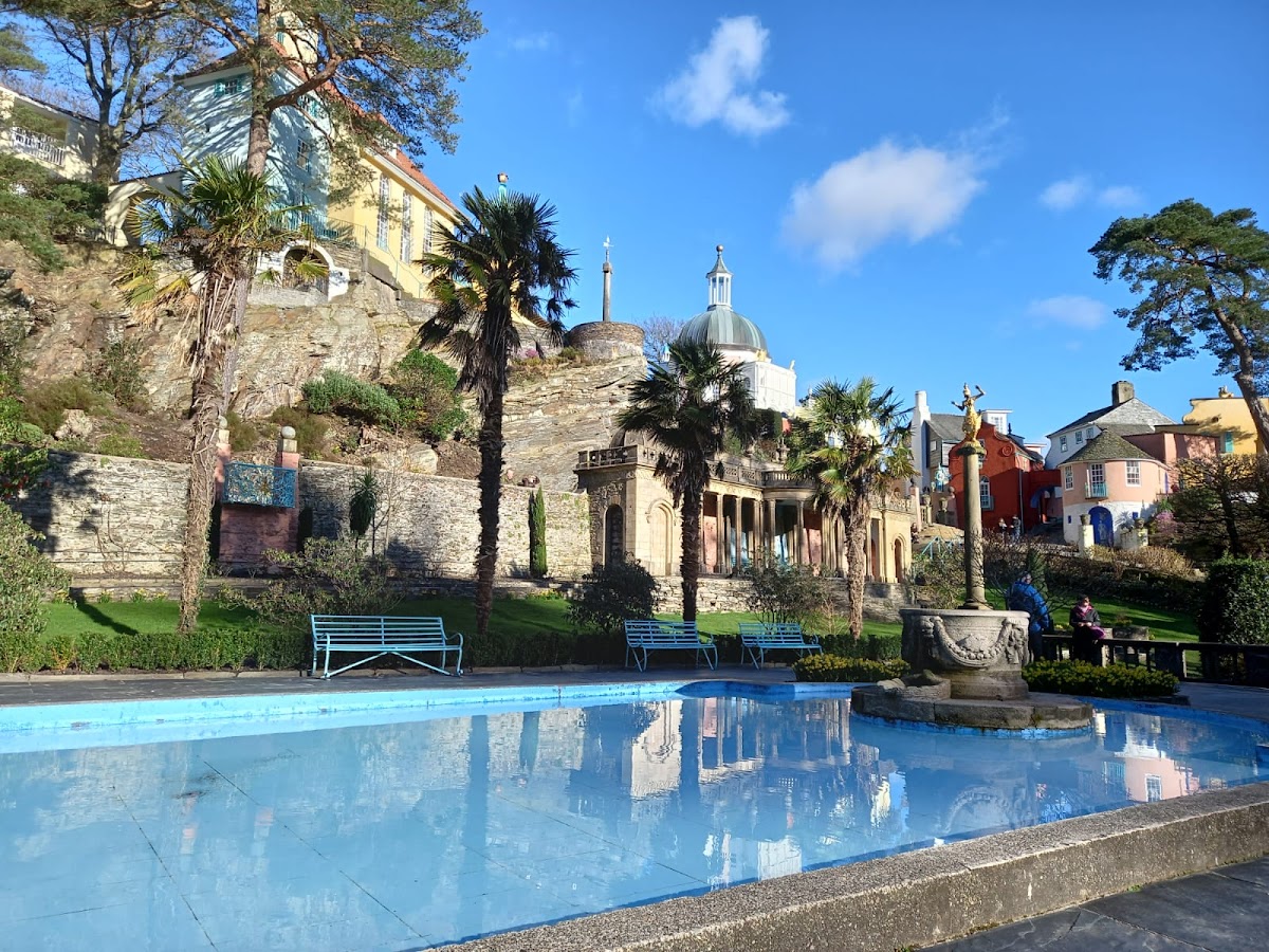 Portmeirion Hotel — interior and exterior view 3