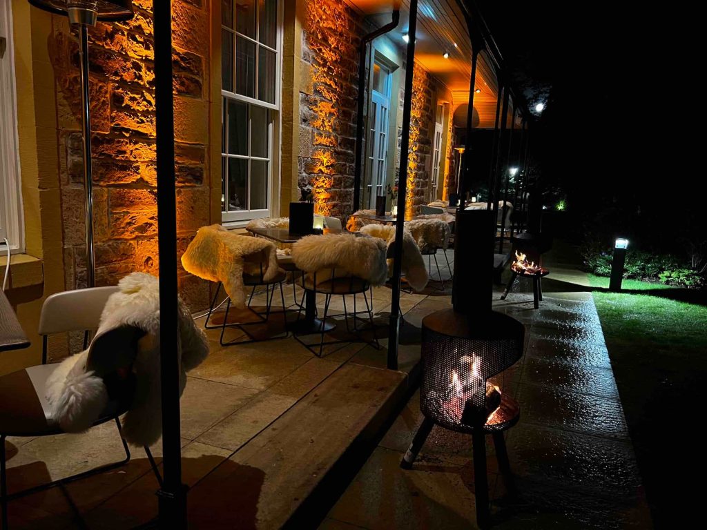 Ness Walk — interior and exterior view 15