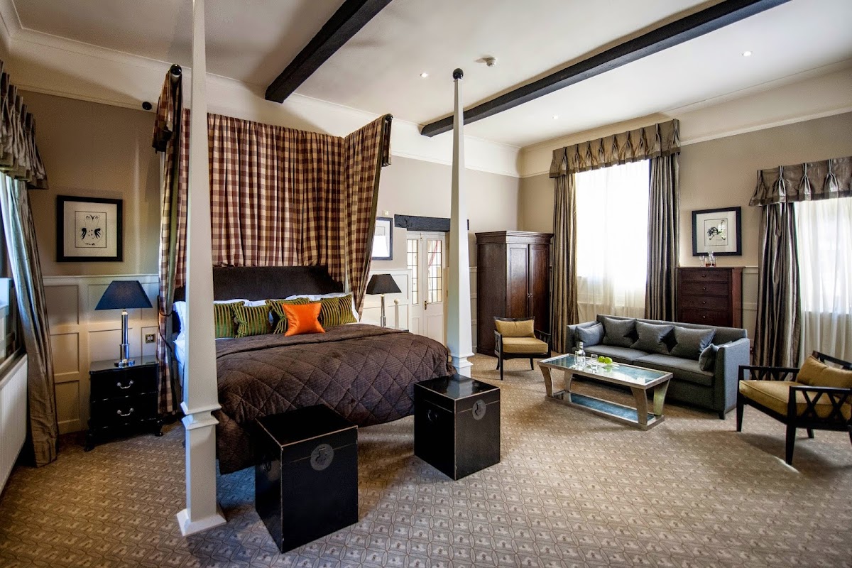 The Slaughters Manor House — interior and exterior view 5