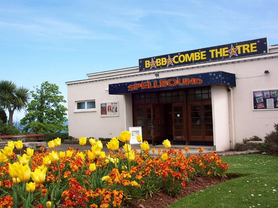 Cary Arms & Spa — interior and exterior view 27