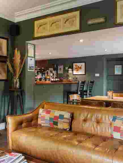 The King's Head Letheringsett — interior and exterior view 10