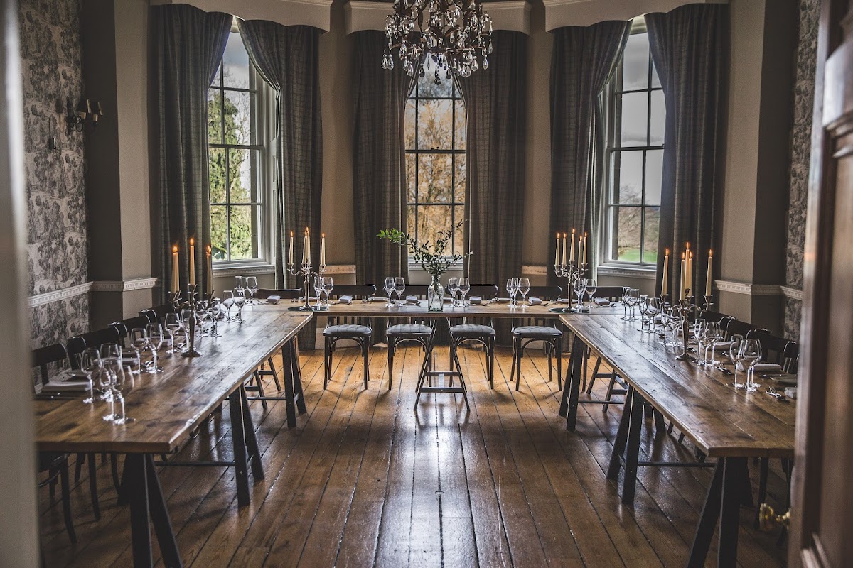 Middleton Lodge — interior and exterior view 5