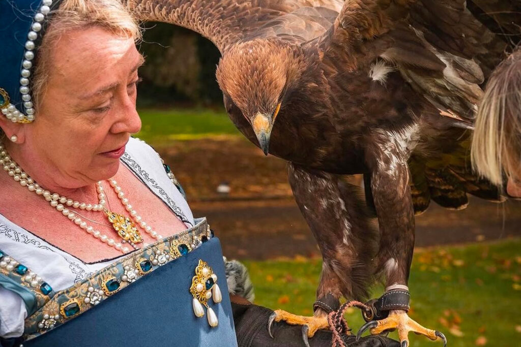 Thornbury Castle — interior and exterior view 11