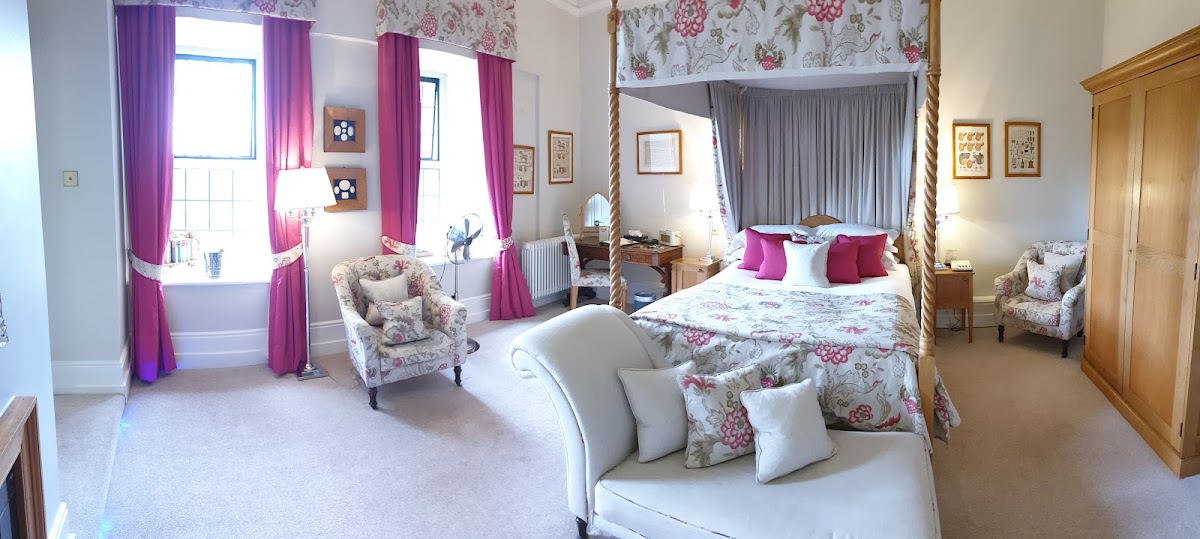 Llangoed Hall — interior and exterior view 2