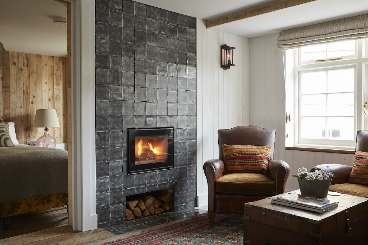 Artist Residence Cornwall — interior and exterior view 5