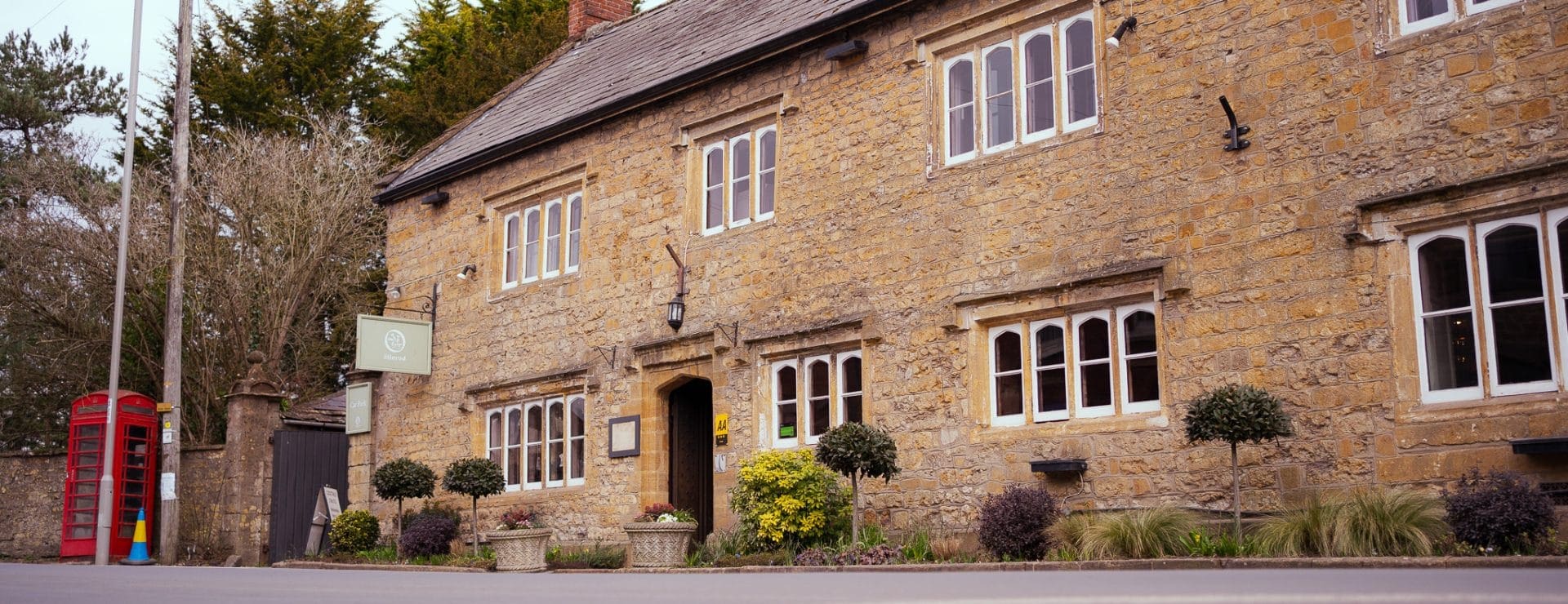 The Ollerod — interior and exterior view 35