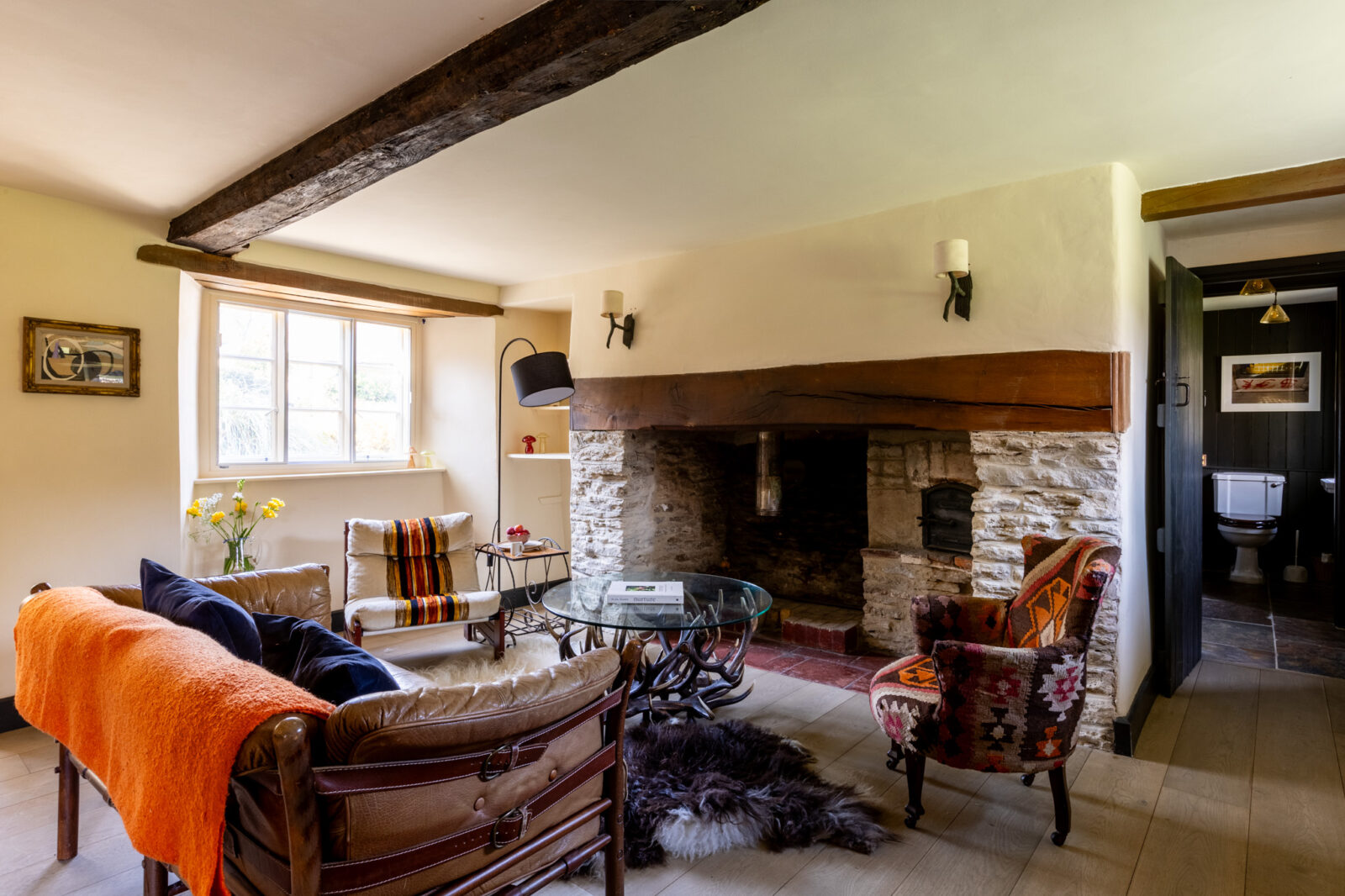 Mollie's Cottage — interior and exterior view 58