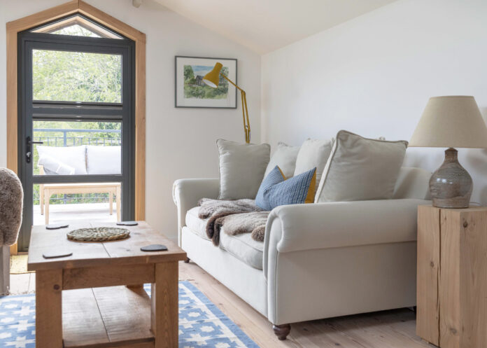 The Granary Barn — interior and exterior view 30