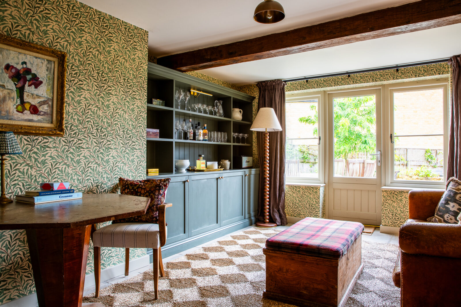 Todthatch — interior and exterior view 41