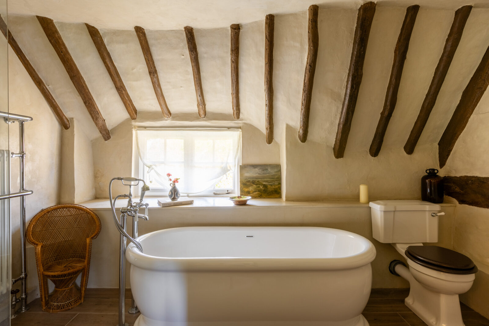 Mollie's Cottage — interior and exterior view 38