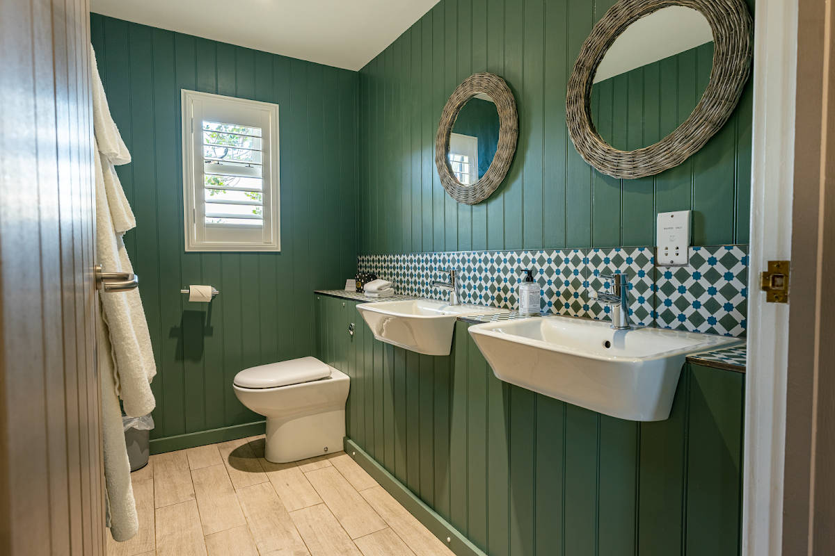 Titchwell Manor — interior and exterior view 3